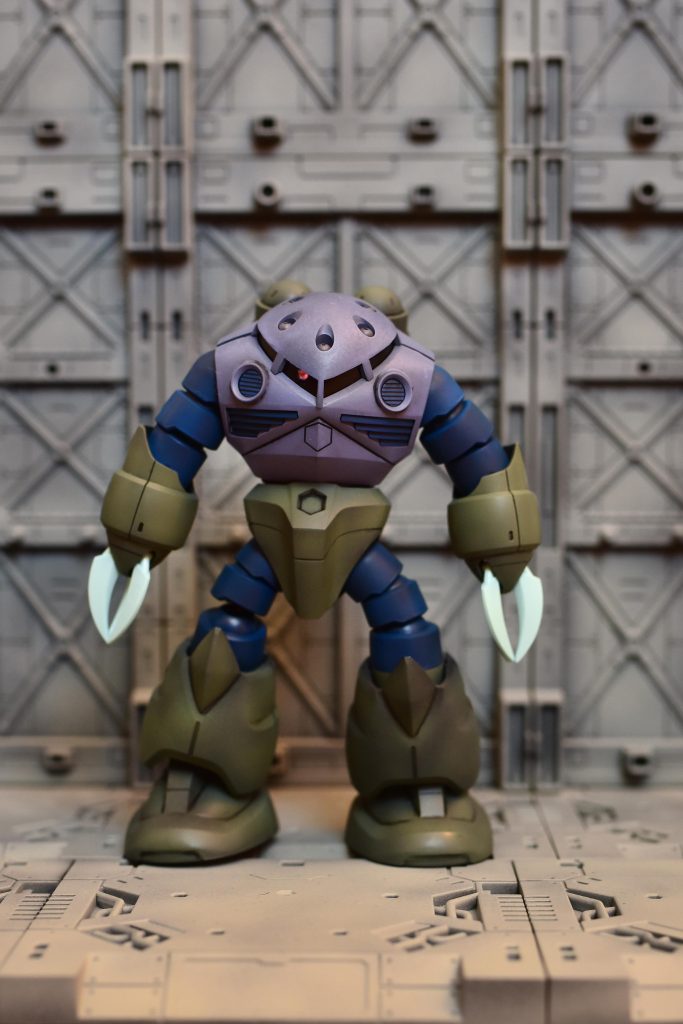 作製して大変良いキットだと感じました。いかにもズゴックと思わせる造形、組み立て易さ、パーツ分割による塗装のし易さ、更には合わせ目消し等に挑戦しても良い懐の深さ（私はしませんが）。しかもお求めやすい価格で楽しめるんですから言う事無しです。