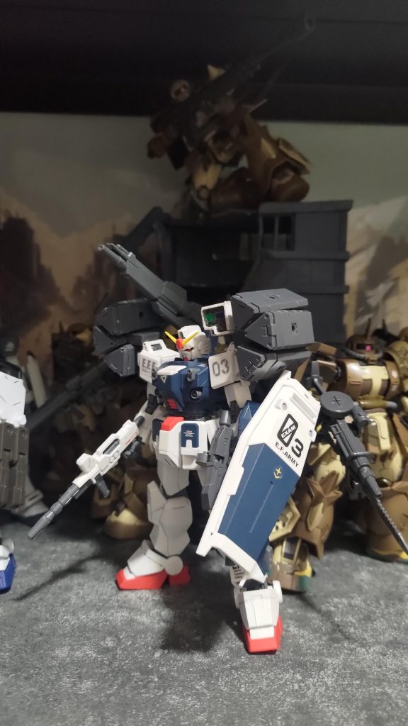 こちらにもフルアームドユニットを装備した1号機と３号機の画像をあげておきます。より設定に近い1号機と３号機のフルアームドが出来ましたら、各自投稿したいと思っています。