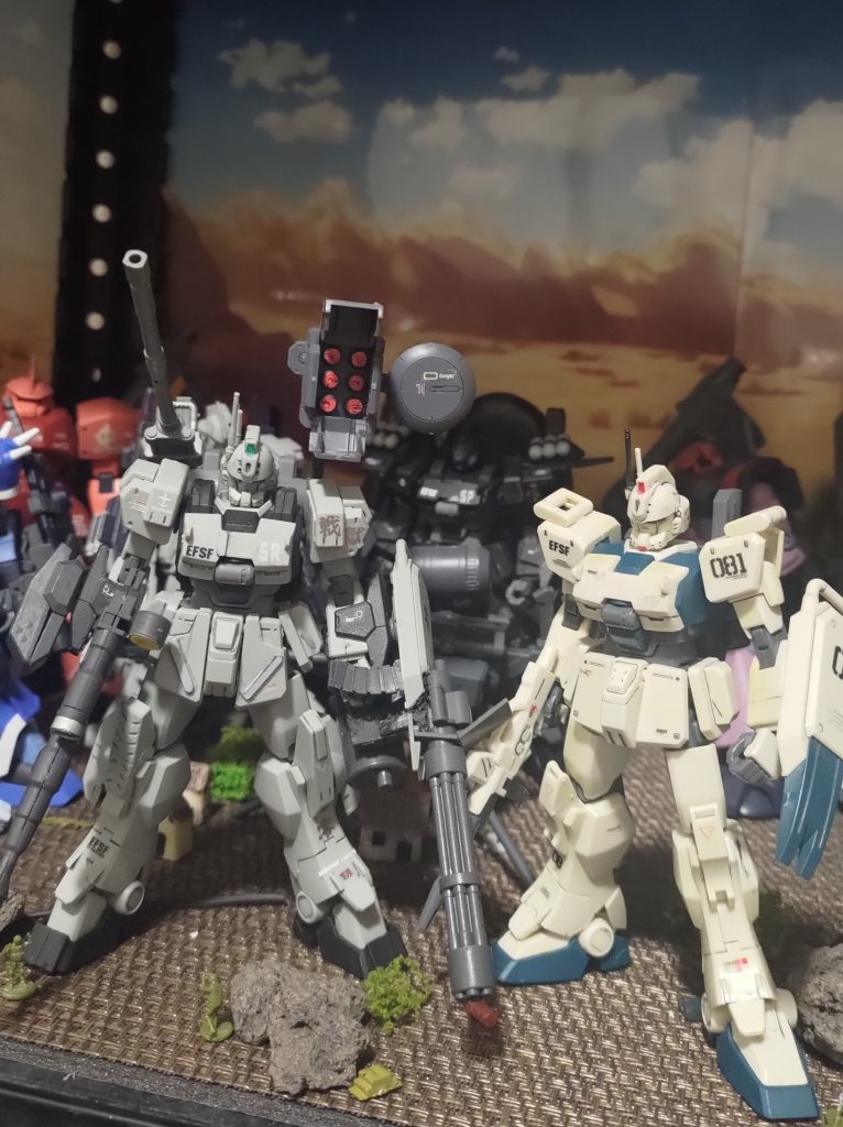 Ez-srエリミネータも若干の武装変更やミサイルコンテナの部分塗装などをしましたので、こちらに載せておきます(過去作を編集したさいトップに表示されるのを回避したいので)