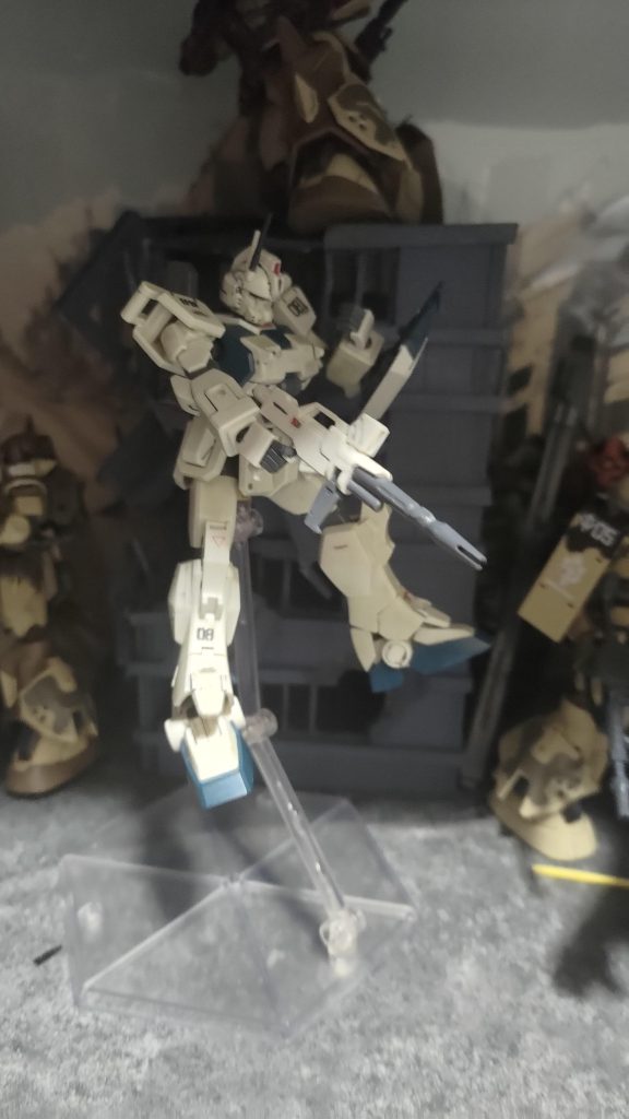 ビームライフルに持ち替えてしまいましたが別角度からの倍返しも!