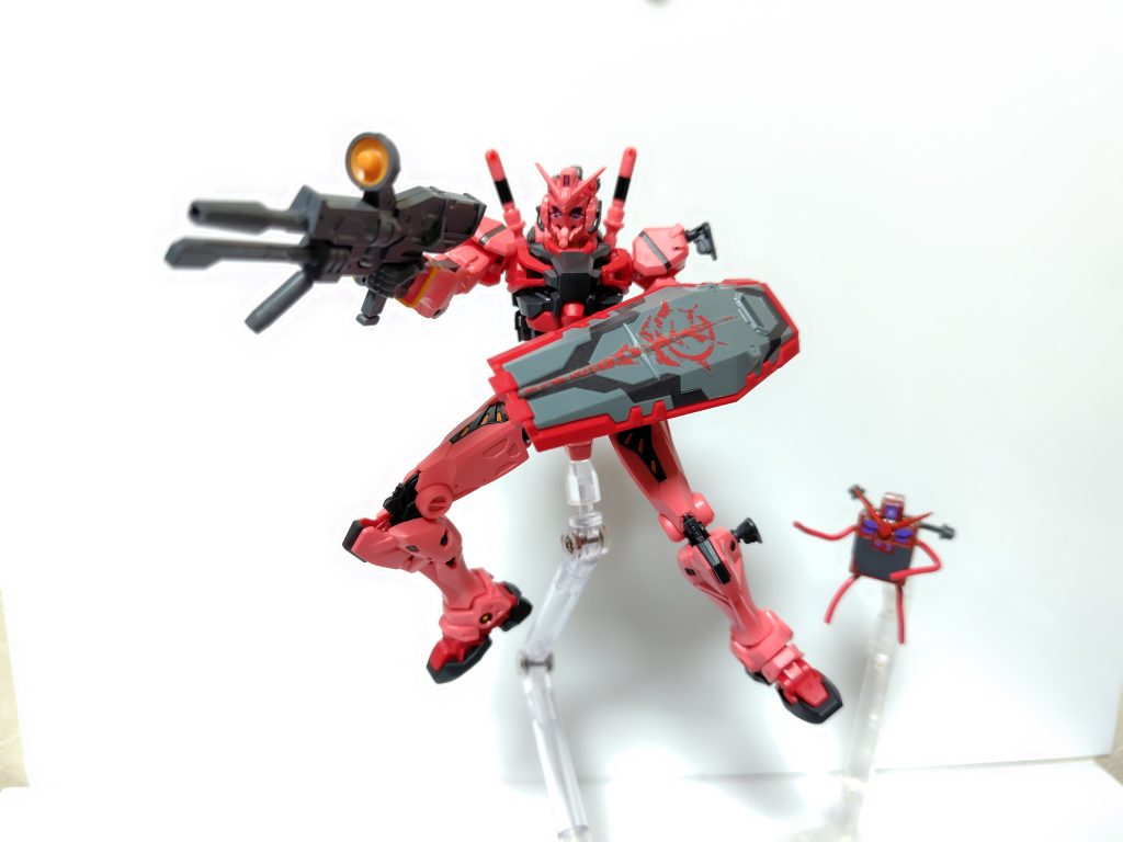 赤いガンダム（部分塗装）–3枚目/制作者：プラナリアン