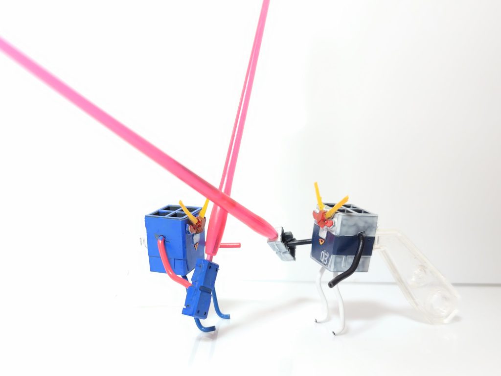 奪われた2号機と対決