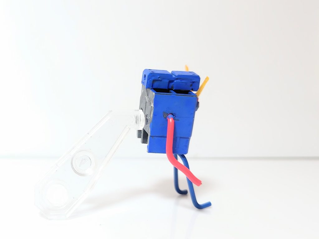 横なお本機はEXAMシステムではなくESAM（イサム）システムですなんとなくニュータイプに対して強くなる気がするシステムです