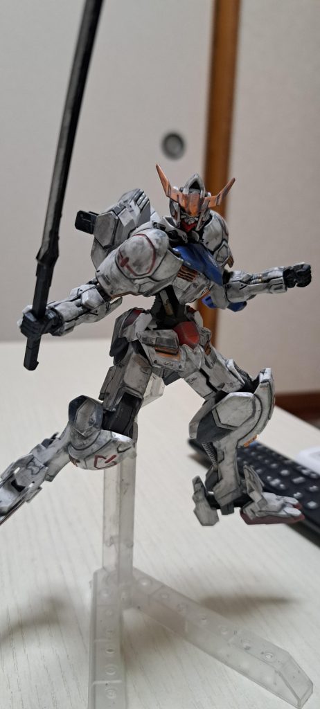 刀に持ち替えて