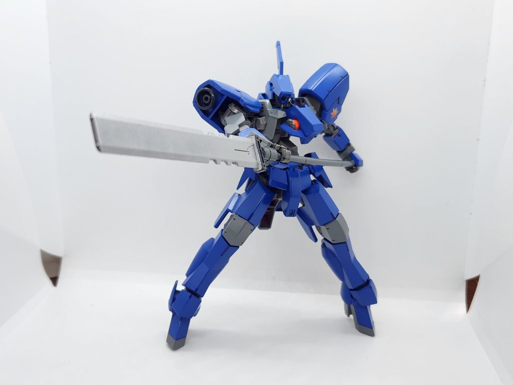 武装は銃剣付きライフル、バトルソード、パルチザンを用意