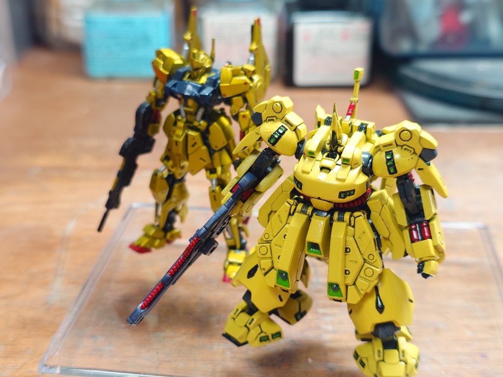 前回作った百式と。