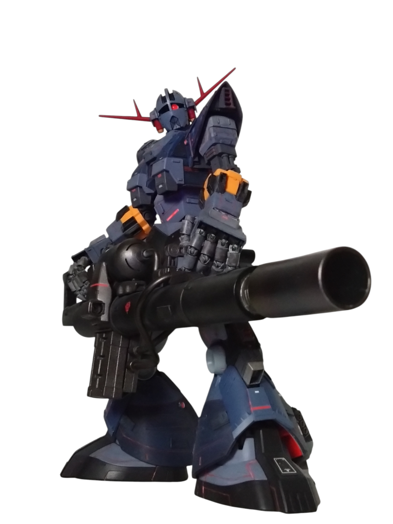 バズーカ構えてます。