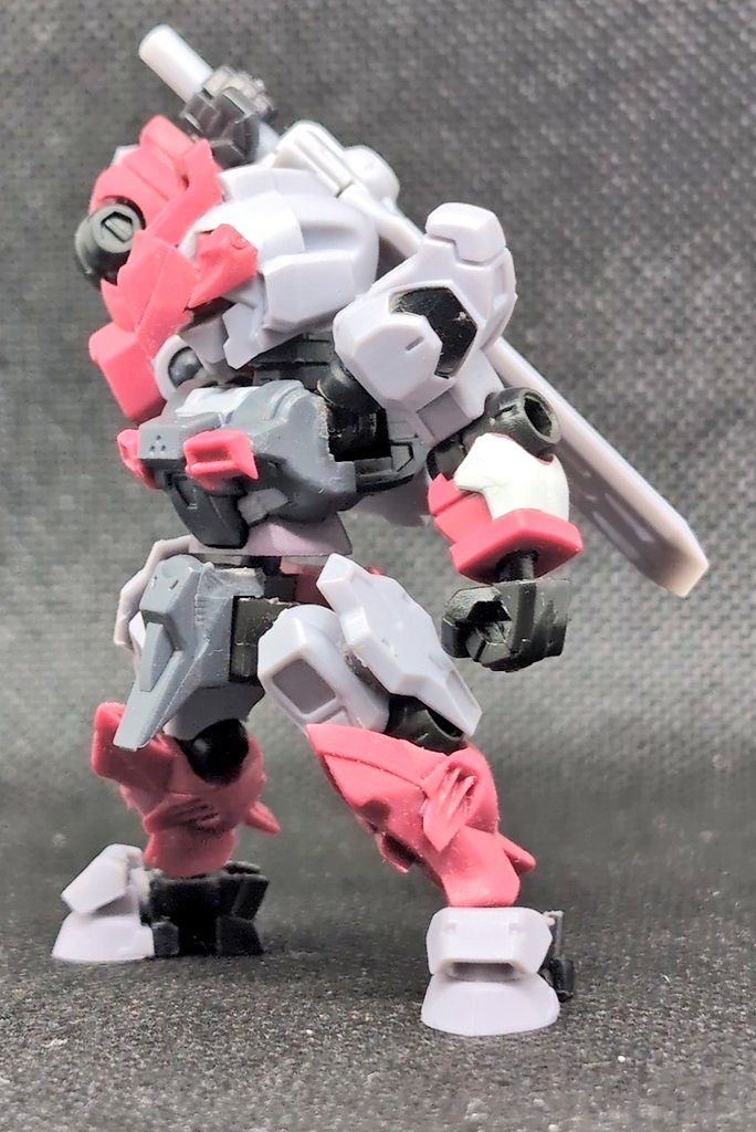 シュバルゼッテ・レッドクロス–2枚目/制作者：@ChevalCLOUD