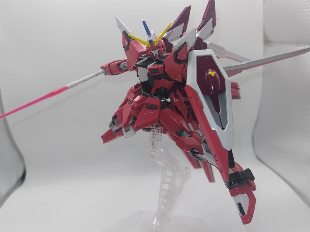 ビームサーベルはジャスティス系列と同様アンビデクストラス・ハルバードモードにできます