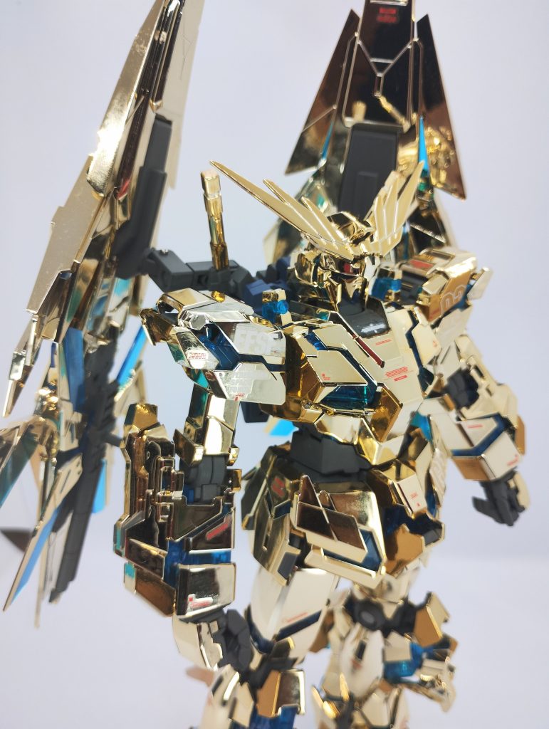 デストロイモードにするのは何かとヤバい。移動させたブロックや開いた装甲があっちを開けたらこっちが閉じるというドリフのコント状態。ロックがない所も多いので、なんか気持ち悪い。