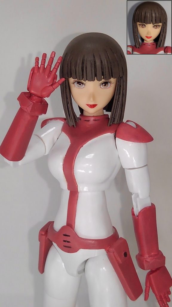 これで改修完了。ネオフィアナです。もうちょっとケバい感じにした方がらしかったかもですね。具体的にはまつ毛とアイラインをもっと強調することでケバくなります。ですが今回はこちらで完成とさせていただきます。疑問等あったらいつでもどうぞ。ここはこっちの素材の方が良くない？とかあると思いますが、試行錯誤した結果こんなやり方になりました。基本無塗装派なんでなるべく塗りたくないっていうのが根本にあります。ご覧いただきありがとうございました。 -これまでのバトン走者-「バレーボールおじさんさん｣→｢ニャア軍曹さん｣→｢さーしースーさん｣→｢ヨッチャKIDさん｣→｢ASURさん｣→｢meg-oceroさん｣→｢さめさん｣→『ミズカともかささん』→「Sont@さん」→「MSV-Kさん」→「motottiさん」→「ろぶやんさん」→「ape100さん」→『TOMSIM』