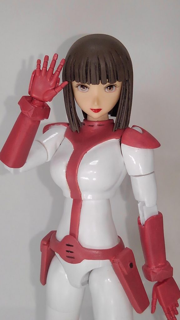 これで改修完了。ネオフィアナです。もうちょっとケバい感じにした方がらしかったかもですね。具体的にはまつ毛とアイラインをもっと強調することでケバくなります。ですが今回はこちらで完成とさせていただきます。疑問等あったらいつでもどうぞ。ここはこっちの素材の方が良くない?とかあると思いますが、試行錯誤した結果こんなやり方になりました。基本無塗装派なんでなるべく塗りたくないっていうのが根本にあります。ご覧いただきありがとうございました。 -これまでのバトン走者-「バレーボールおじさんさん」→「ニャア軍曹さん」→「さーしースーさん」→「ヨッチャKIDさん」→「ASURさん」→「meg-oceroさん」→「さめさん」→『ミズカともかささん』→「Sont@さん」→「MSV-Kさん」→「motottiさん」→「ろぶやんさん」→「ape100さん」→『TOMSIM』