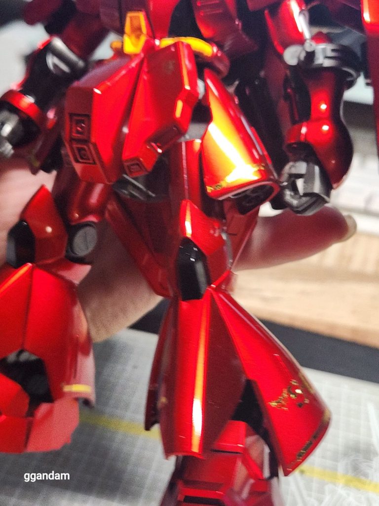 HGUC 1/144 サザビー–5枚目/制作者：aws100076