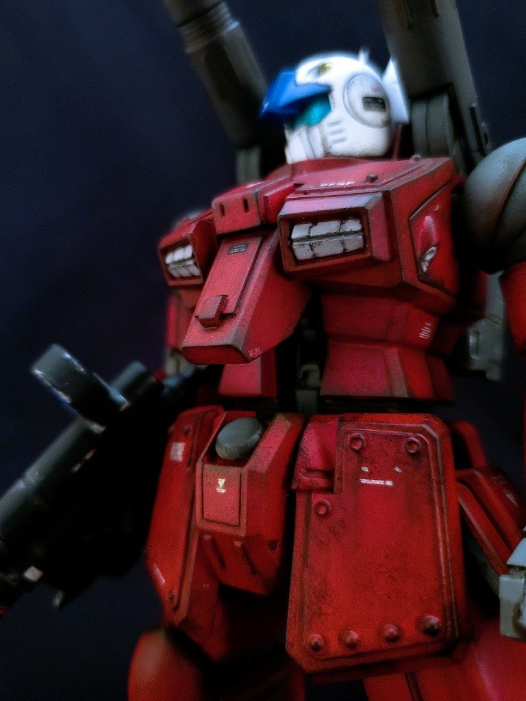 胸部まわりは大きくいじったところですがコクピットハッチは干渉せず開閉します。