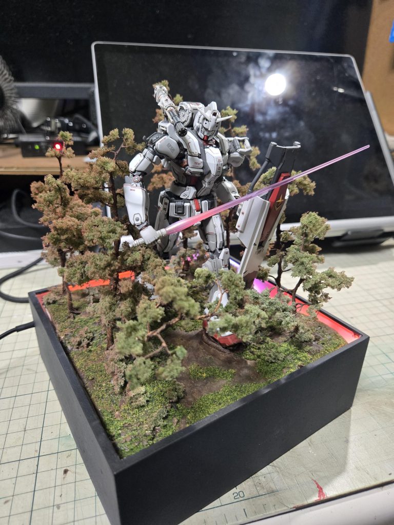 初めてのLED演出。周りが燃えているような表現をしたかったのですが…LEDの光が想像通りいかず…ちょっと萎えました…