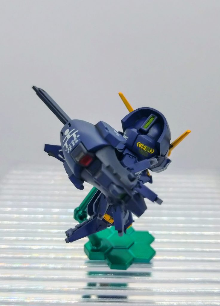 ・当初ウーンドウォートは手元になく4体目を塗り終えた時点でここまでやったら5体並べねばとフリマアプリでGETしました。塗装はメカサフライト→ティターンズブルー2と吹き、細部は水性マーカーと筆塗り、最後はスミイレ後にデカール→ツヤ消しクリアで仕上げました。