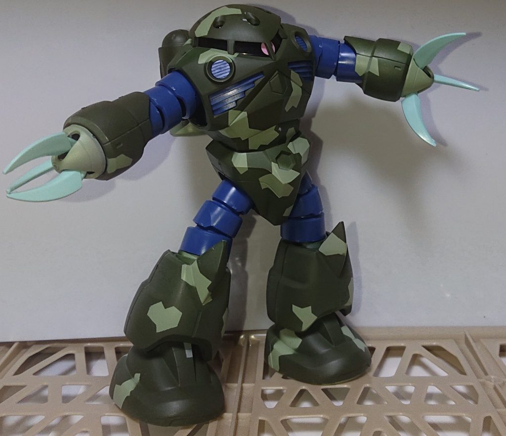 過去作の迷彩ズゴック(塗り直した)