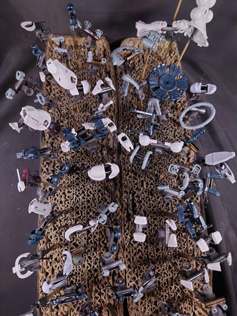 ギャン白磁–9枚目/制作者：やっすおう