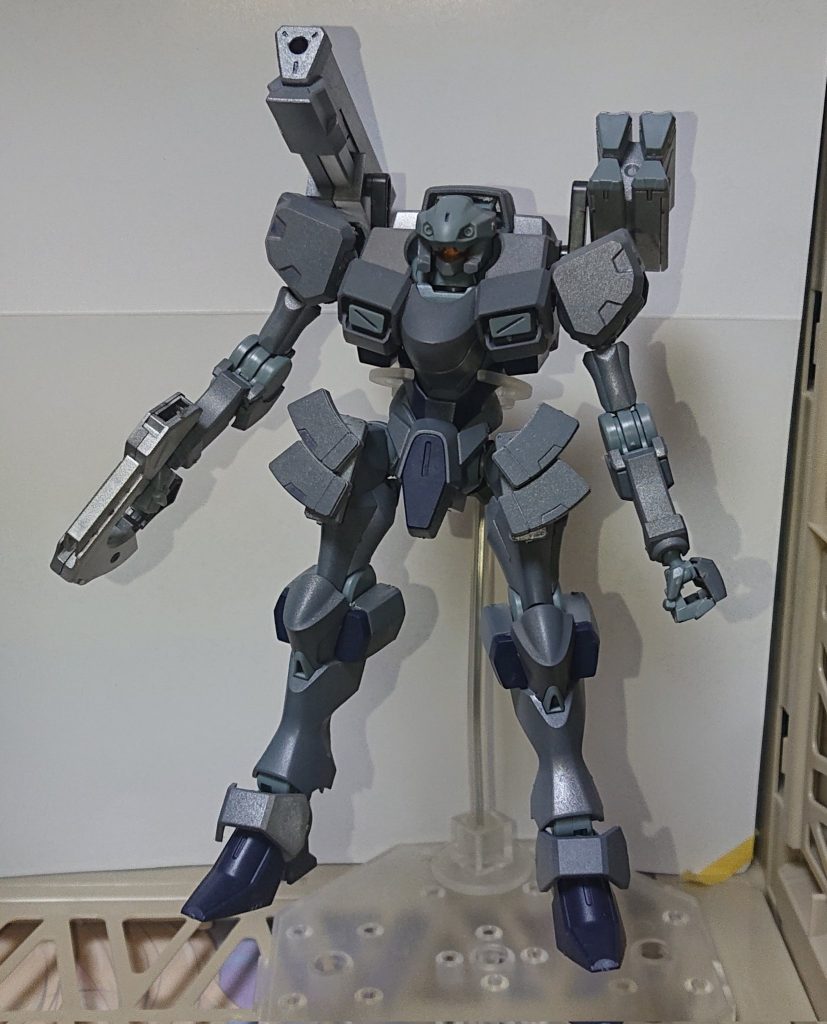 ウェザリング前。背面を撮影するのを忘れてました。ザウォートは初心者の塗装に向いてますね。