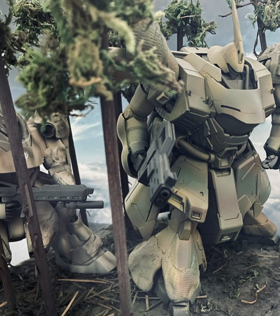 左からのアングルです。