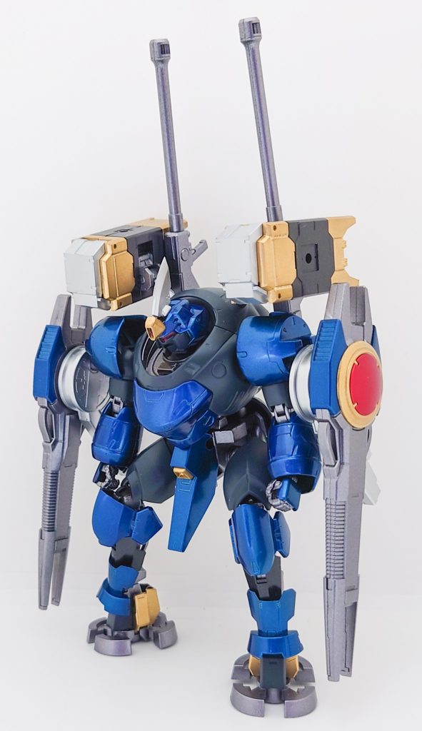 三騎士の中で最も遠距離戦闘を得意とする機体に仕上げてみました。