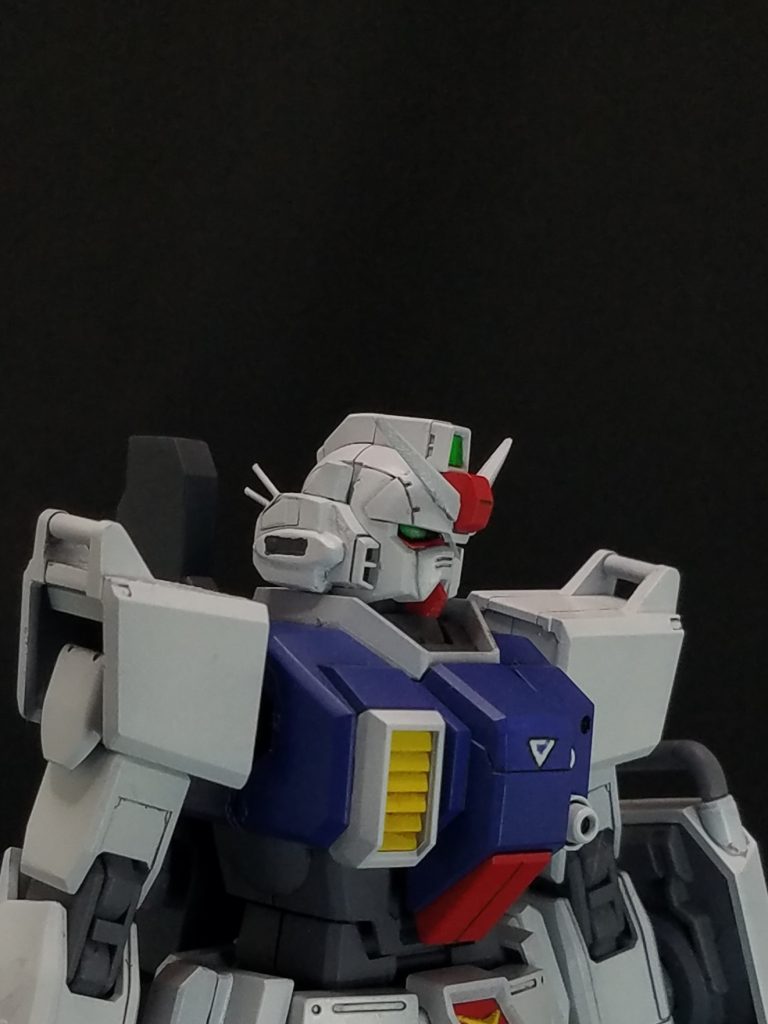 遠距離通信パックを装備。旧HGの形とは若干変えて制作してます。