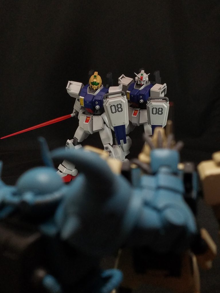 カレン機、Ez-8、グフ・カスタムとで第10話シーンを再現。…HGUC 量産型ガンダンクの発売、まだですか？🙄