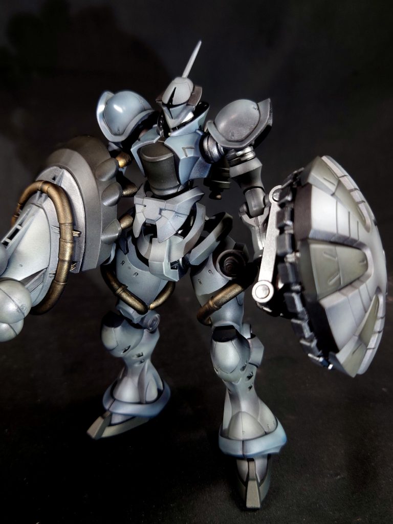 ギャン白磁–2枚目/制作者：やっすおう