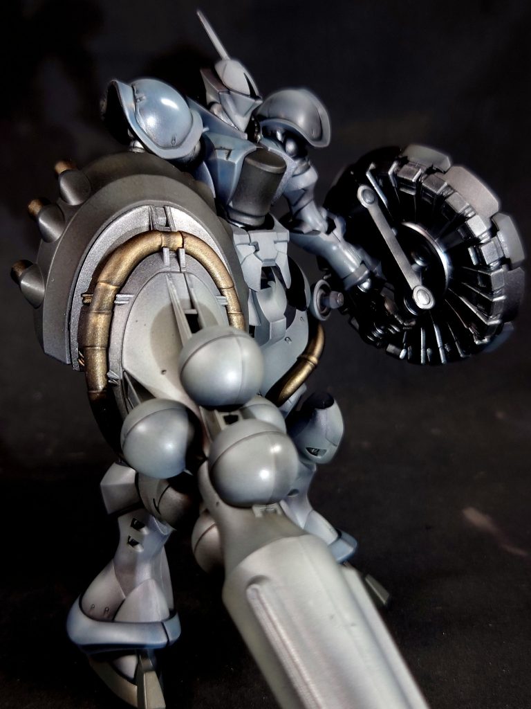 ギャン白磁–3枚目/制作者：やっすおう