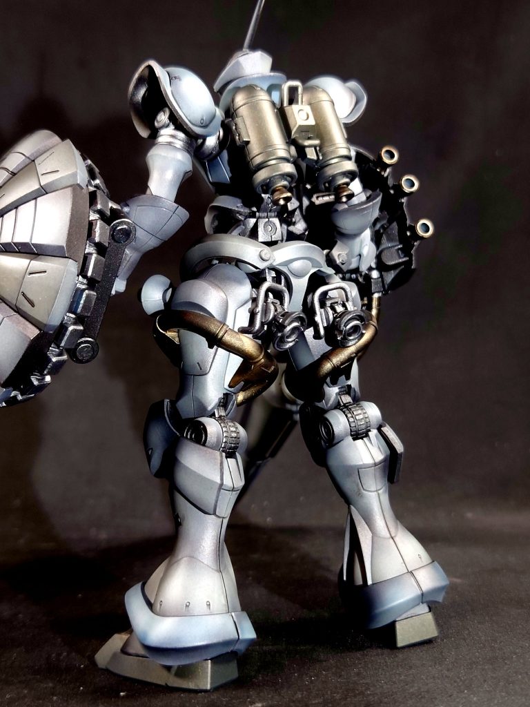 ギャン白磁–5枚目/制作者：やっすおう