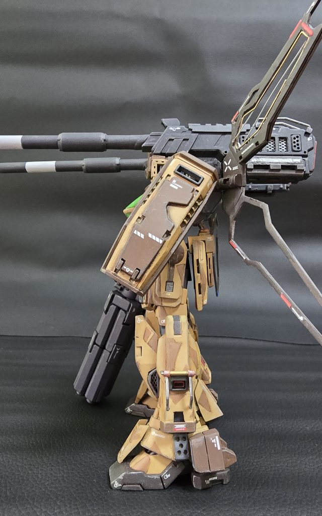 ガンダムDX[砂漠迷彩型]　–5枚目/制作者：パテの歌声