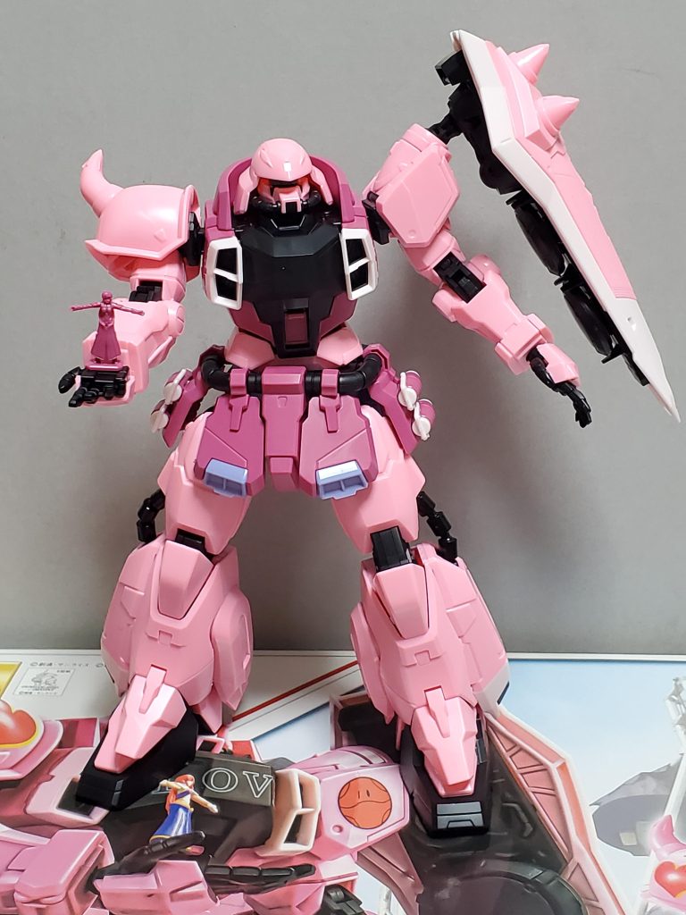 パチ組だとトイ感がすごくて、ポップな感じにしようか、渋い感じにしようか、悩みましたが……渋い感じにして良かったです。