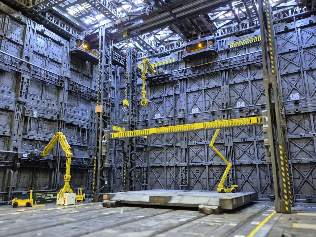 100均材料で撮影用格納庫製作