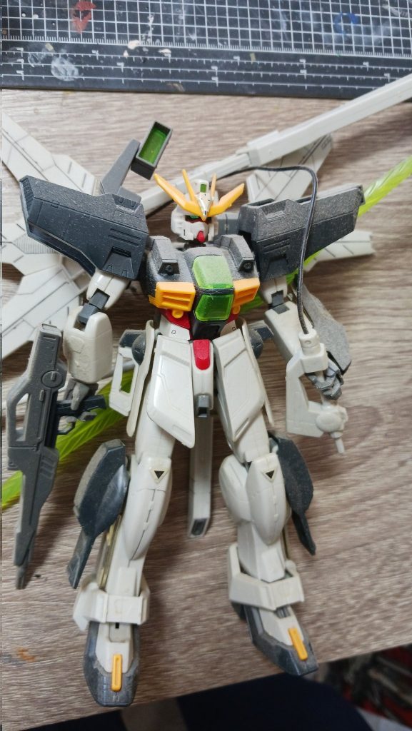 最初の状態(笑)ホコリまみれですね。