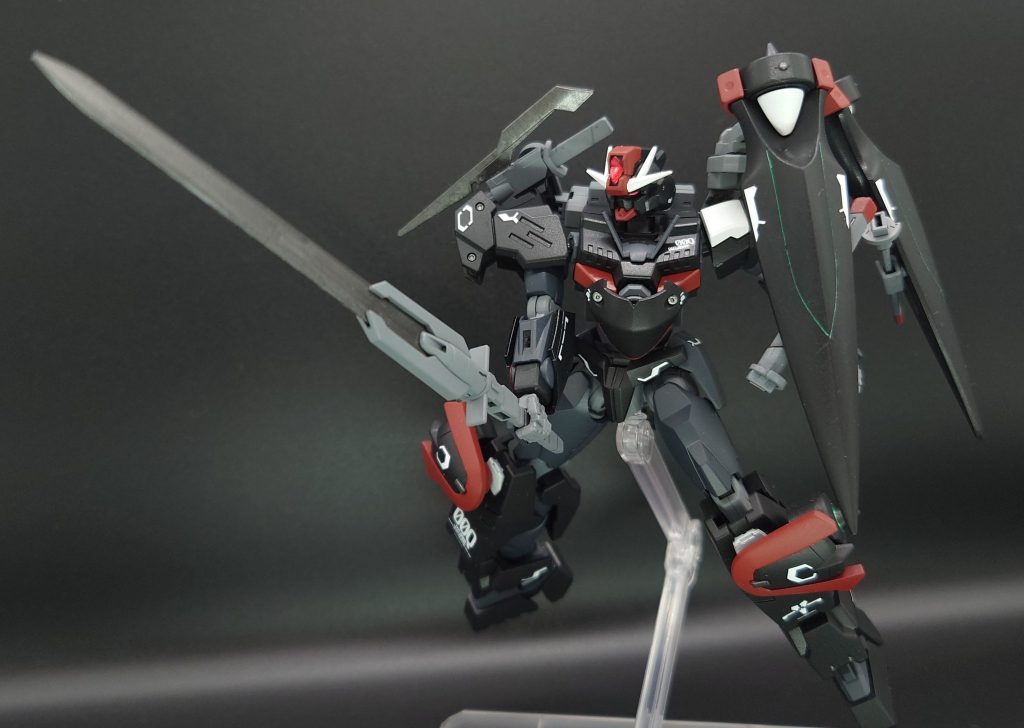 壱ノ太刀：コマンドソード「破衛」クアンタアスラのメイン武装。頑強な装甲であっても切り裂くことが可能で最も使用される武装である。