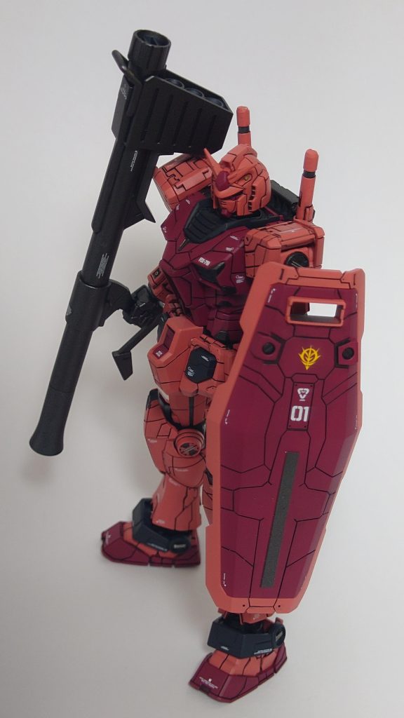 キャスバル専用ガンダム–2枚目/制作者：たいら