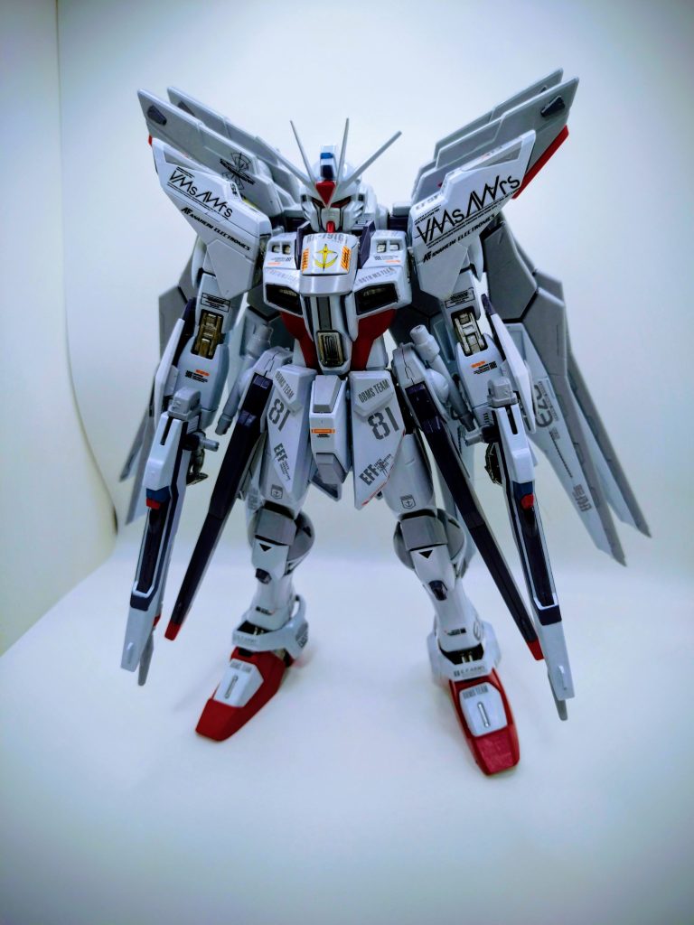 ストライクフリーダム、インパルスブランシュカラー？