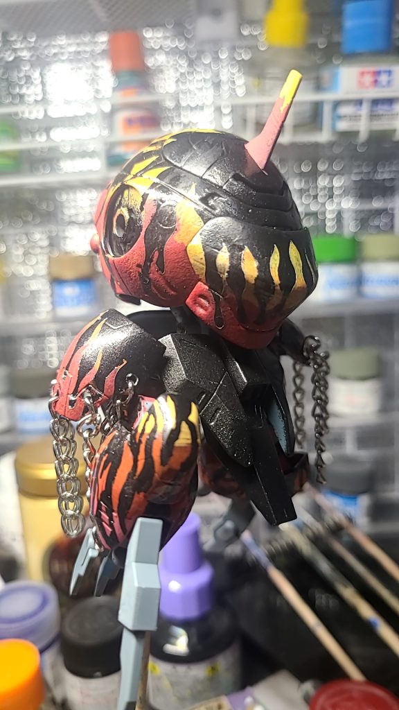 作品名：<p>脚の所をファイヤーパターンにしてみました！ 初手描きファイヤーパターンですが、それっぽく見えるかなぁ？ 足はジムを踏み潰したいのでクローにもどしました！</p>
