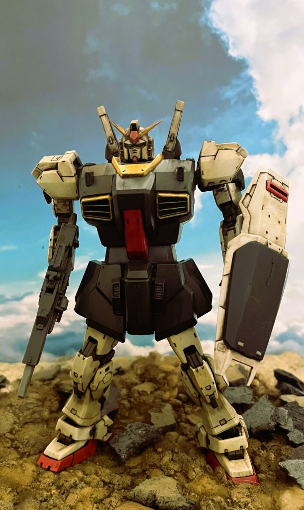 連邦軍のモビルスーツにはやはりシールドが似合いますね。