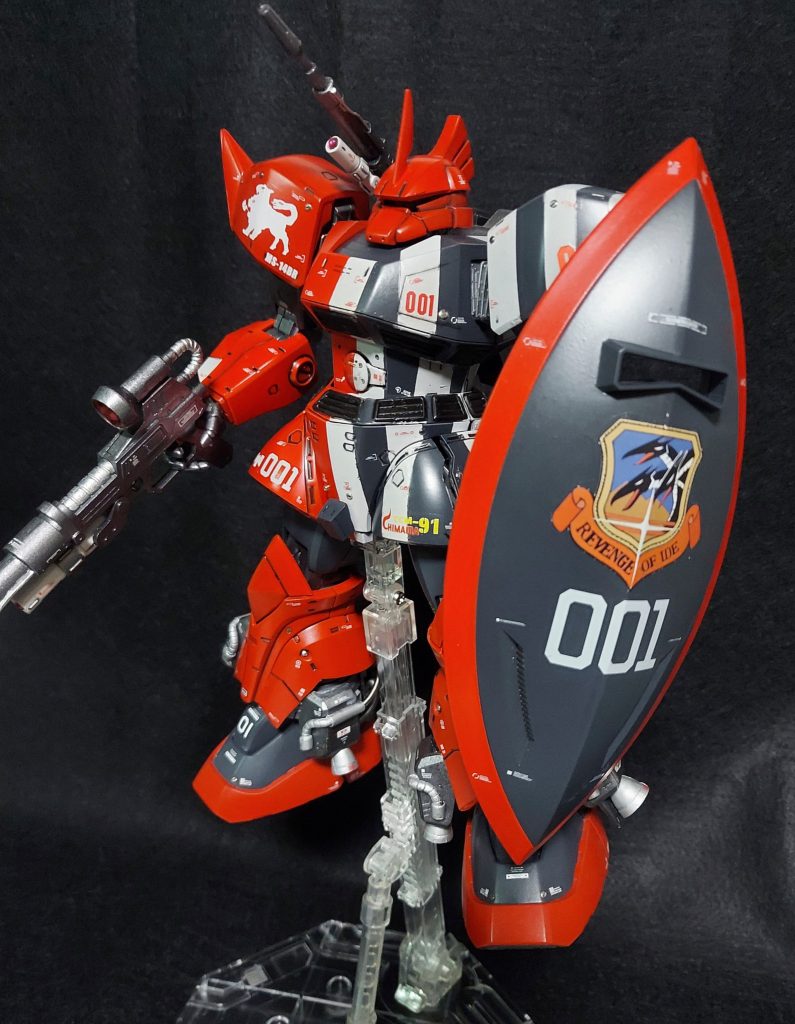 シールド装備肩のマーキングは初期キマイラ（ヒュー大佐機もこのマーキングなの）のデカールを使用デビッド・チェイスマンに関してはパイロット画像が無いの…(っω<`｡)諸説ありますが①単に発表されてない②ヒュー大佐の企みを知ってデビッド・チェイスマンは消された③ヒュー大佐が実はデビッド・チェイスマンである