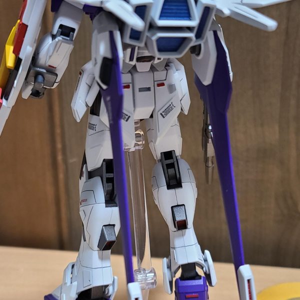 コレジャない・・・なんか違う・・・思ってたのと違う・・・なんか弱そう笑ということで塗りなおしすることにした塗装が厚くなるので組み上げ慎重にしないと・・・（5枚目）