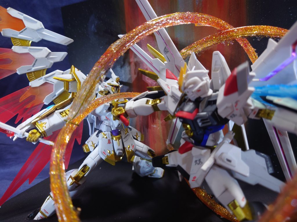 フツノミタマはカルラを貫通してます。思い切って外装と内装ぶち抜きました。