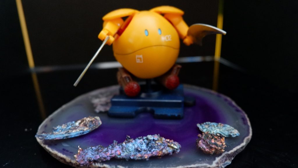 宇宙を漂うザクレロハロ