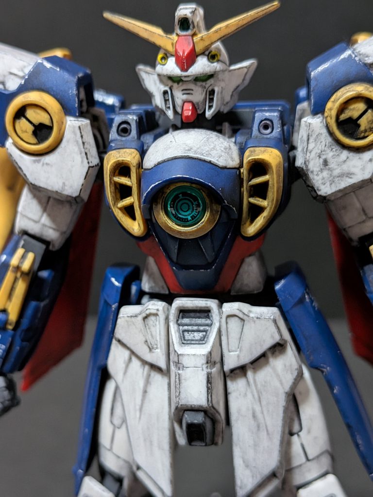 胸部センサーは30MMの3Dメタリックシールに変更しました。