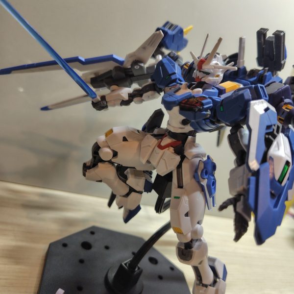 ガンダムエアリアル（改修強化型)