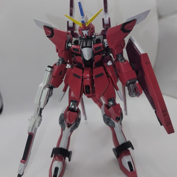 サルヴァートジャスティスガンダム