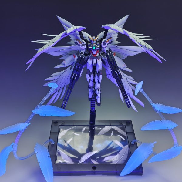 RGウイングガンダムゼロEW(8枚羽)