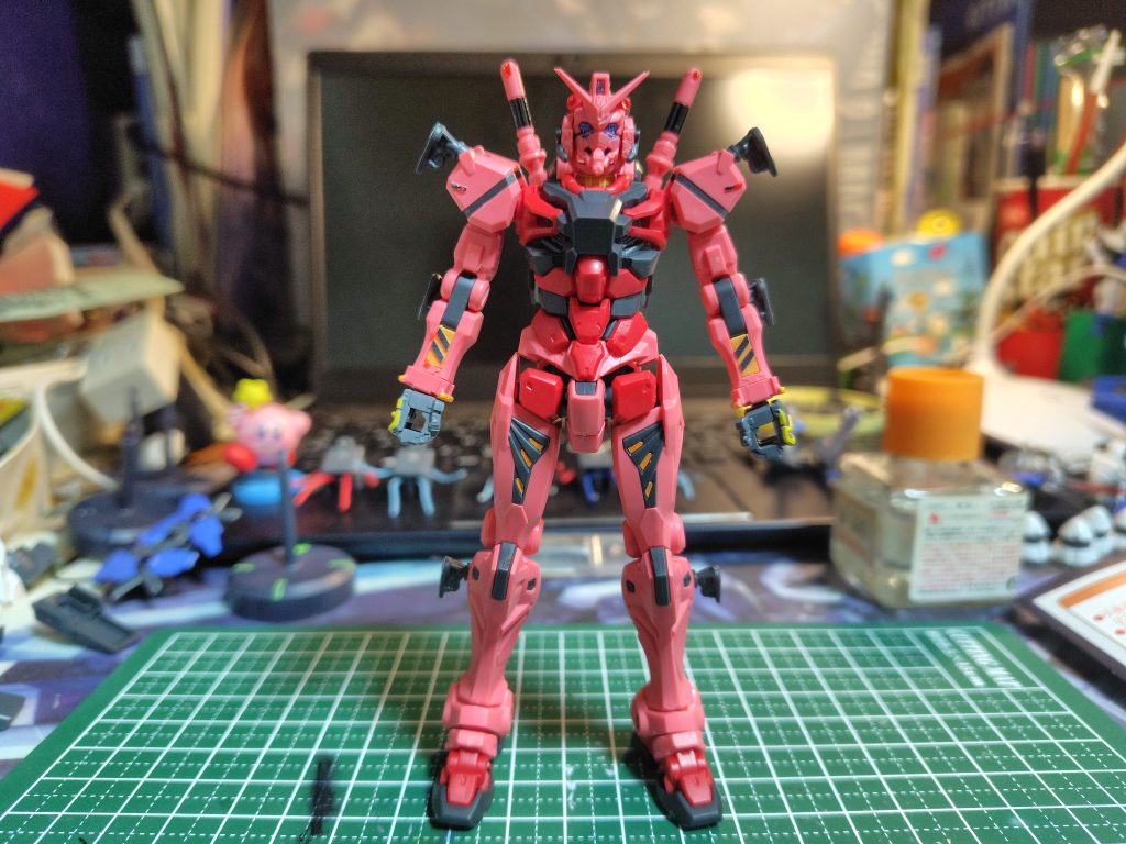 赤いガンダム（部分塗装）–2枚目/制作者：プラナリアン