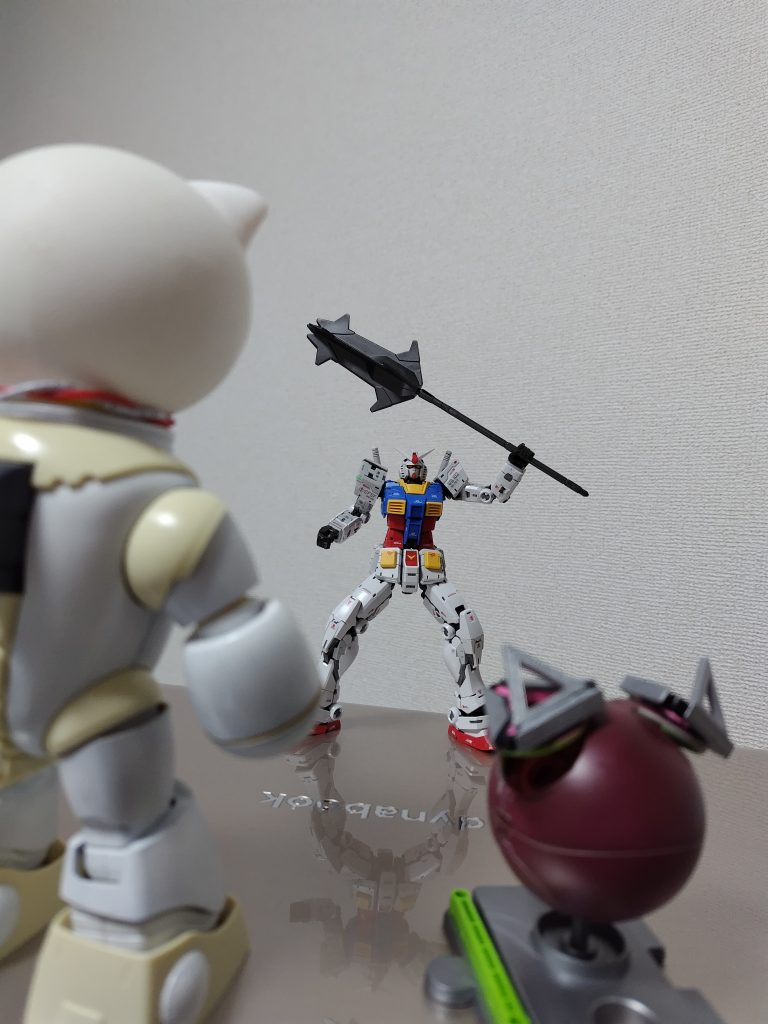 「今度こそあいつらにどっちが上か叩き込んでやるにぇ!ロボちサポートよろしく!」「まかせてよ~なんてったって高性能だからね~ところでサポートって具体的にボクはなにすればいいの?」「!?お前それ戦うためのやつじゃないって!ファイターじゃなくてサポートでエントリーするんだよ!」