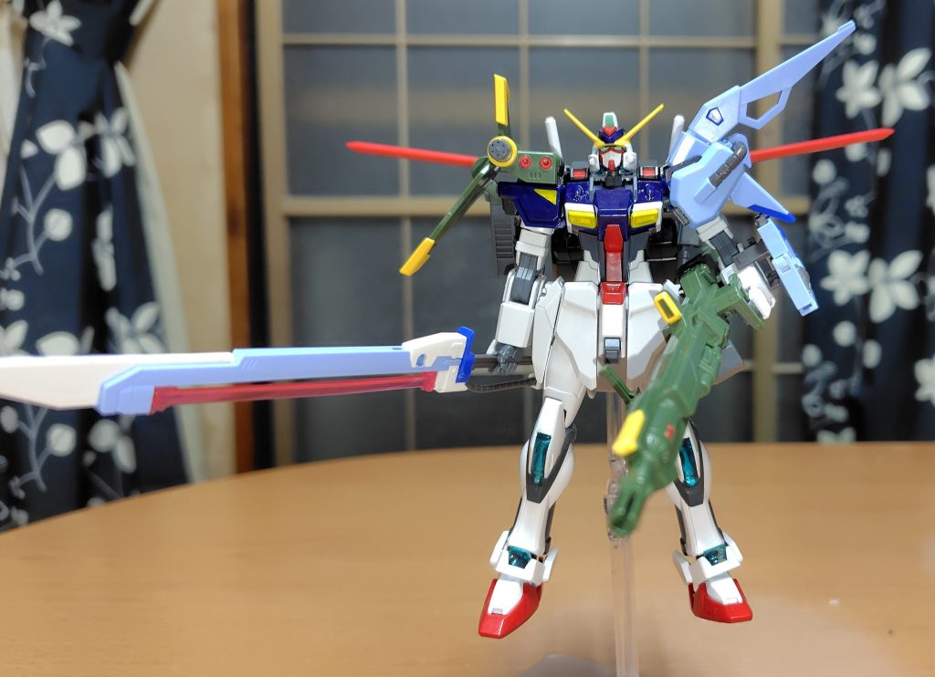 肩のハードルポイント残した故にパーフェクトウィンダムに換装する事が可能。